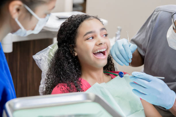 Best Dentist Open Late Near Me  in Dakota City, NE